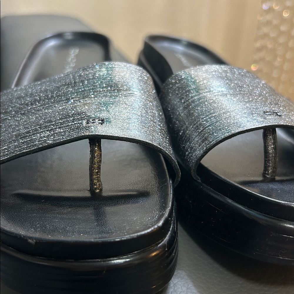 Donald J. Pliner Metallic Slide Sandals size 10 - Picture 5 of 5